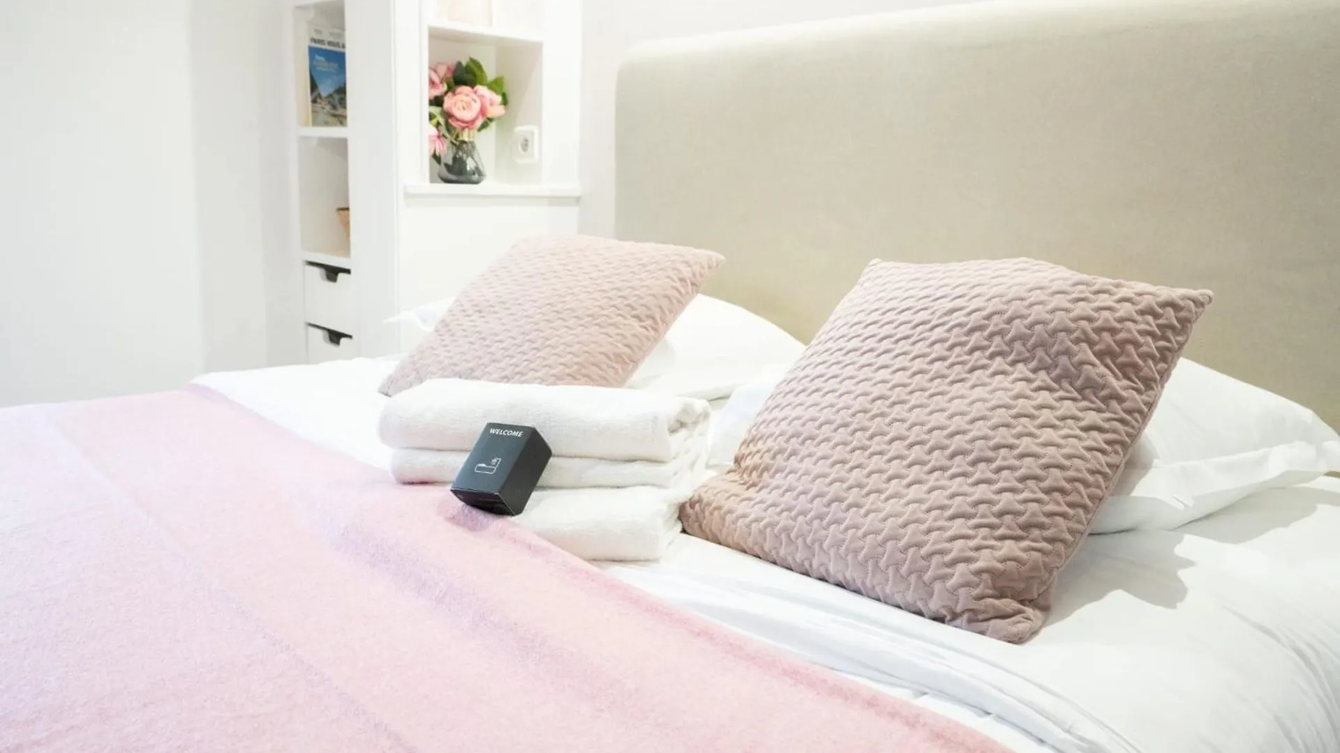 Apartment Studio Parisien Face Metro - Paris 9 - 2P - Flat-Guest